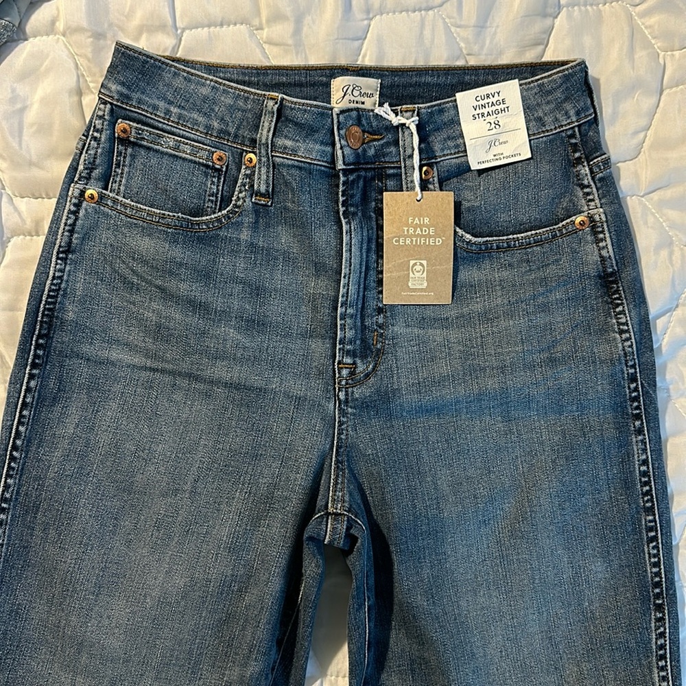 NWT - J. Crew Curvy Vintage Straight Jean Size 28